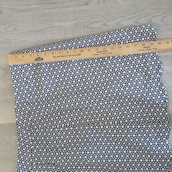 COPY - Talbots petites black and white scallop skirts size 14p - Picture 7 of 10